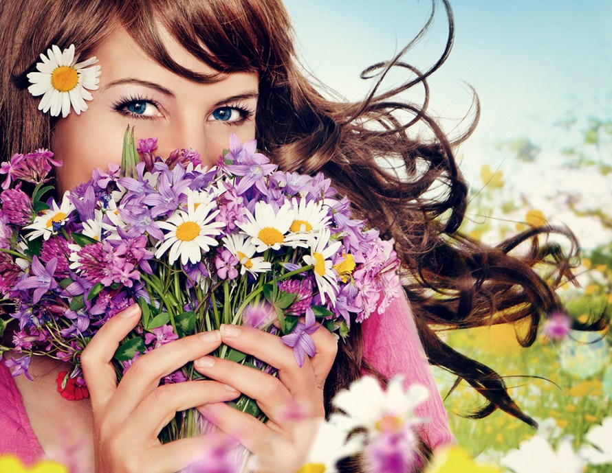 it's spring 16_2 / girl with field flowers